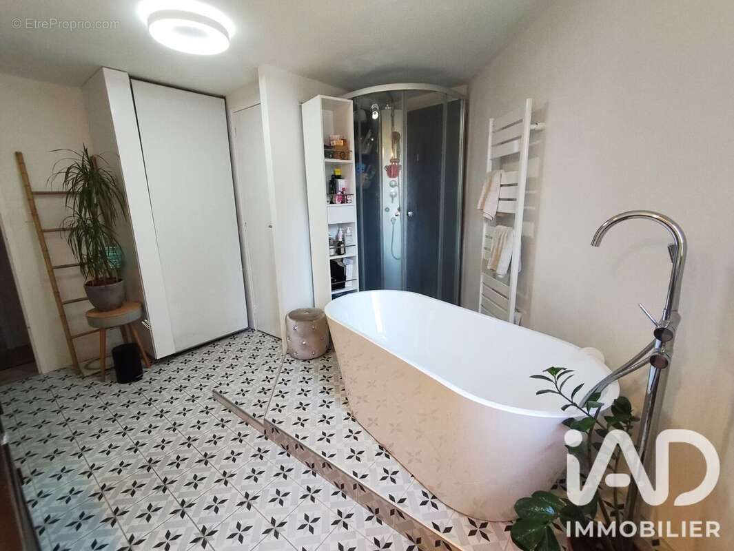 Maison 104 m² à Inzinzac-Lochrist  - photo 6