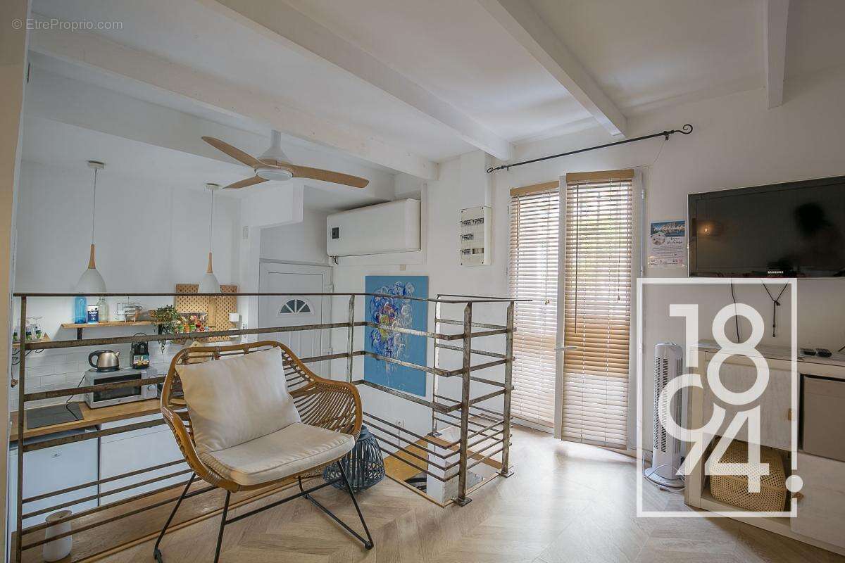 Appartement à MARSEILLE-7E