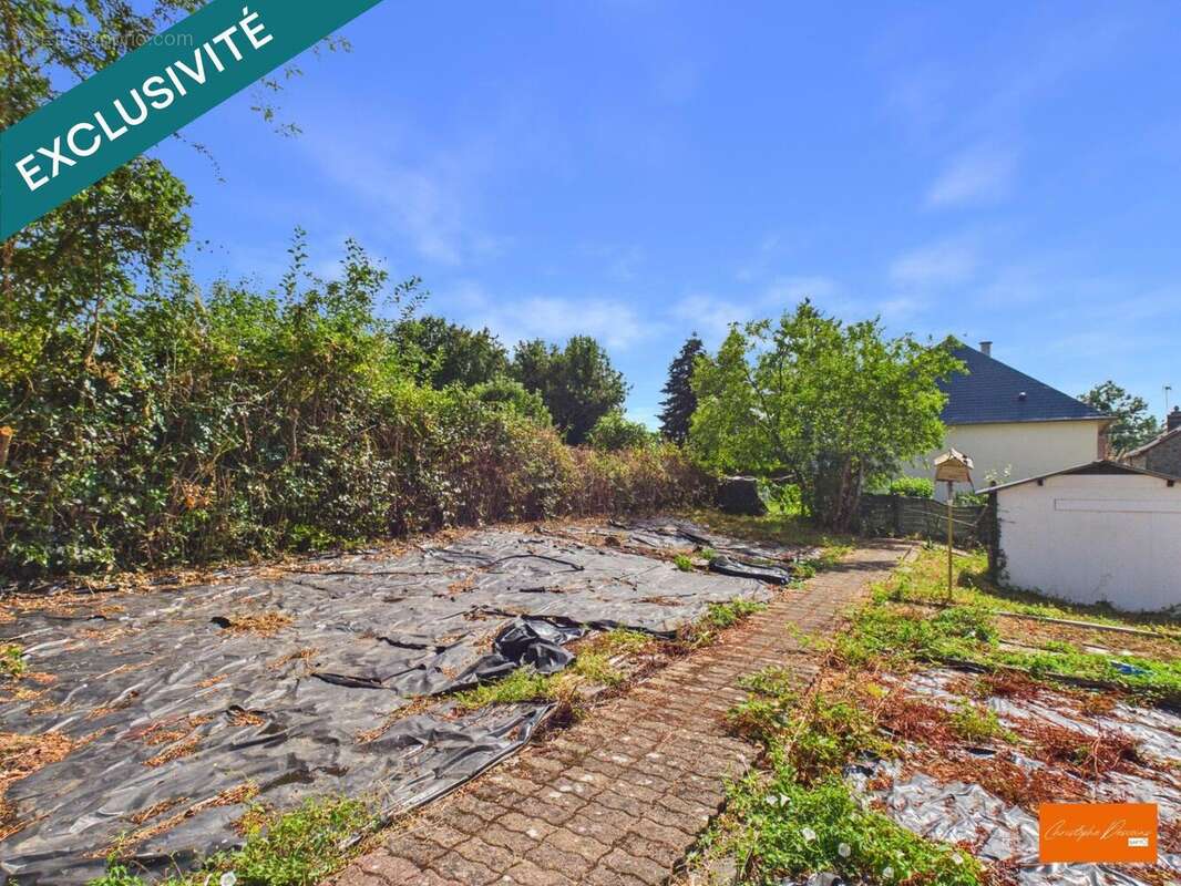 Maison 93 m² à Saint-Mars-Sur-Colmont  - photo 3