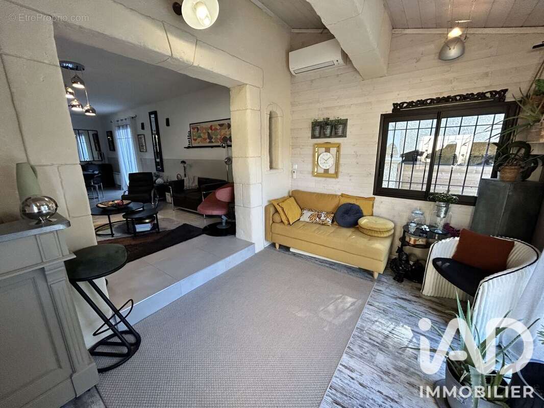 Maison 139 m² à Fontvieille  - photo 7