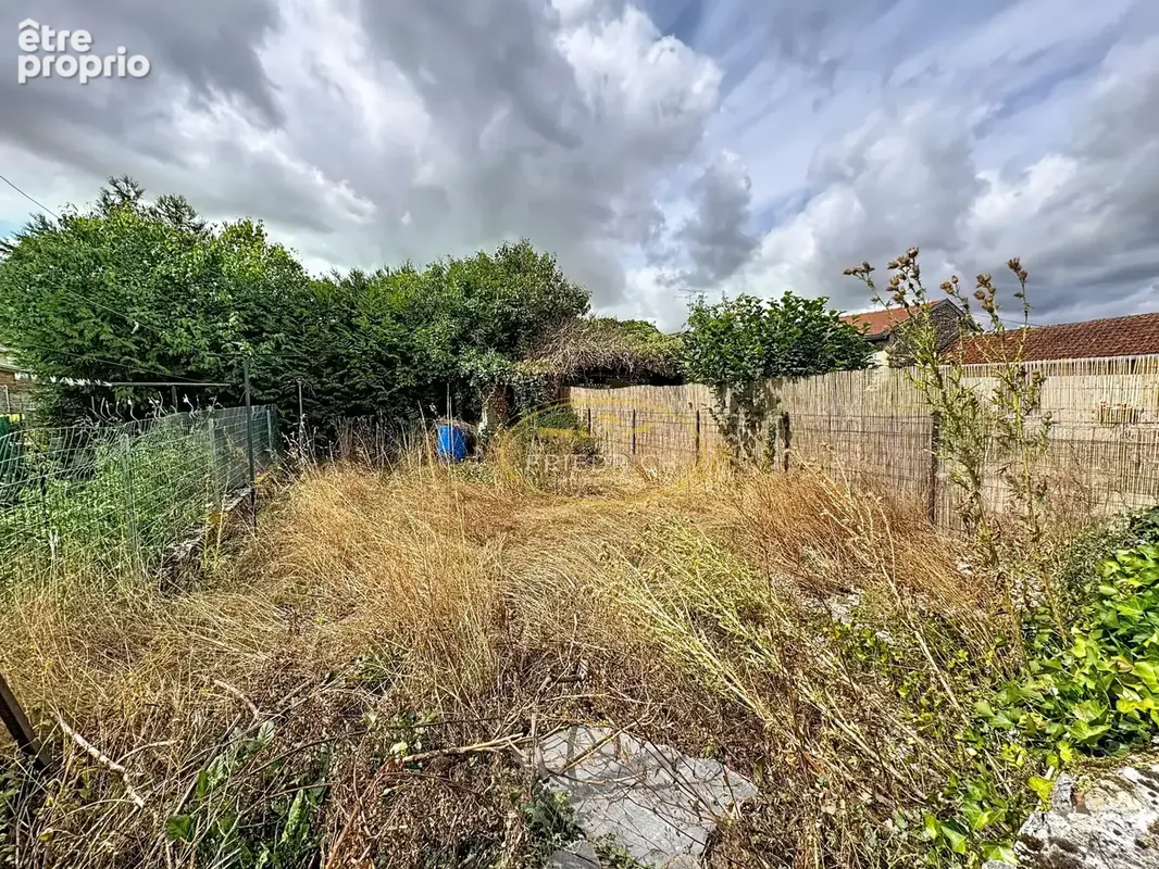 Maison a renover - photo 3