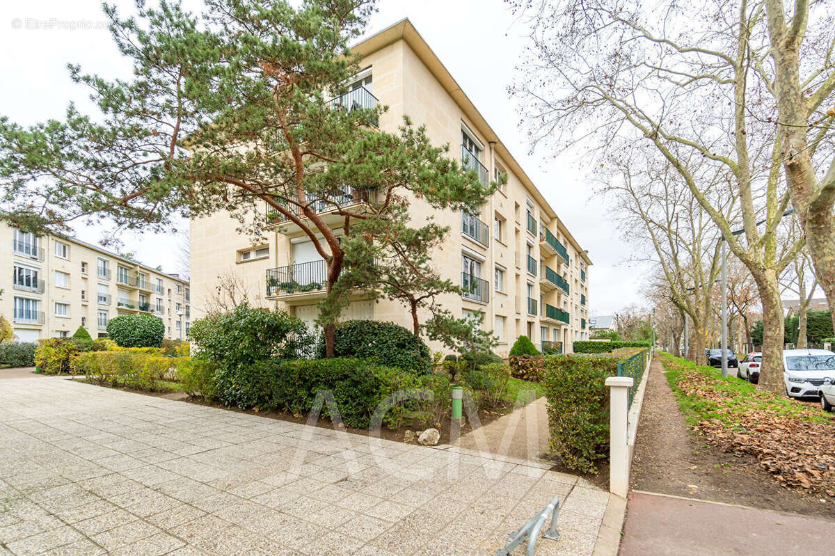 Appartement à MAISONS-LAFFITTE