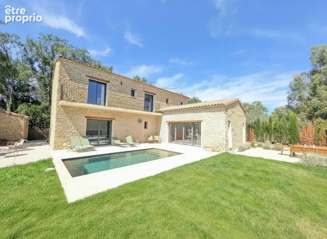 Gordes - Élégante maison contemporaine de 175 m² avec piscine - photo 10