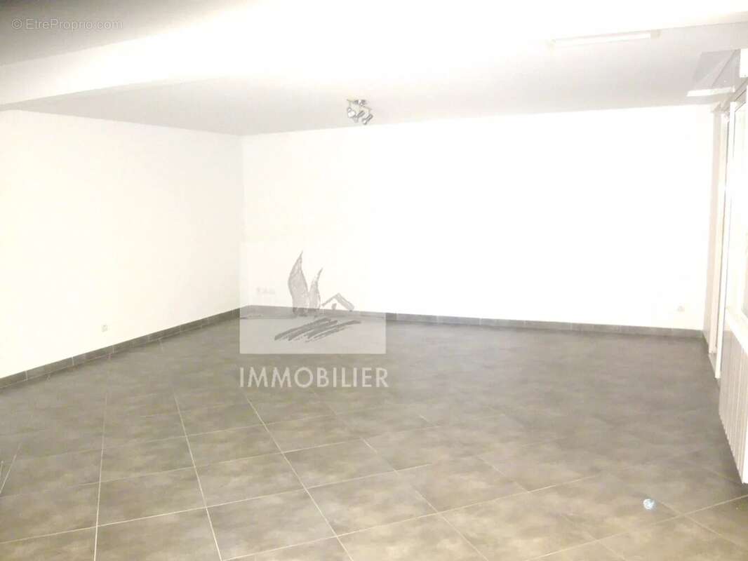 En exclusivite a vendre bollene villa lumineuse securisee avec garage - photo 5