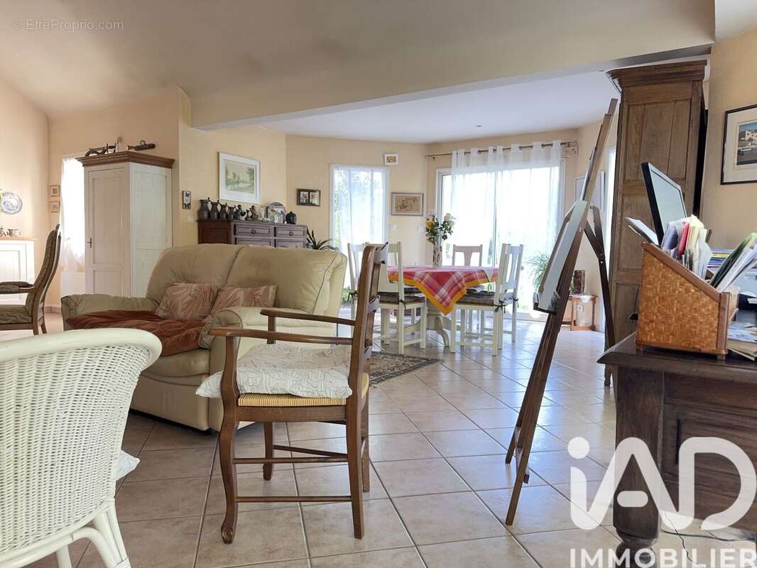 Photo 4 - Maison à CORDEMAIS