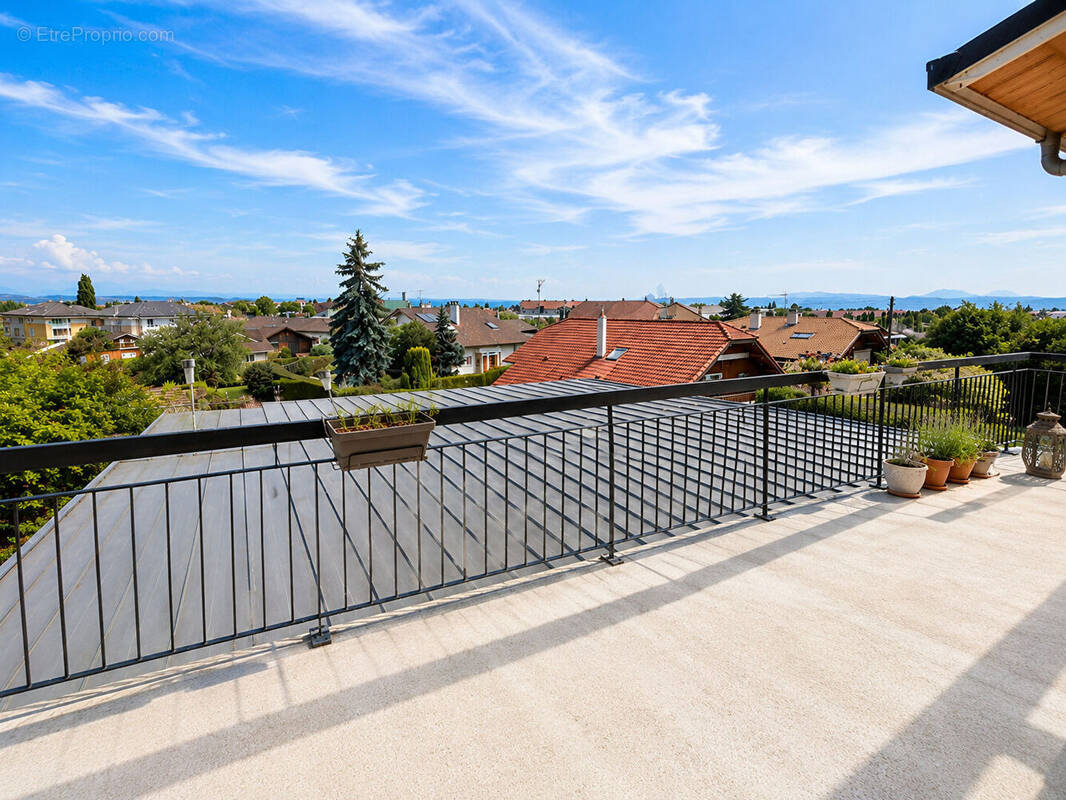 Appartement à THONON-LES-BAINS
