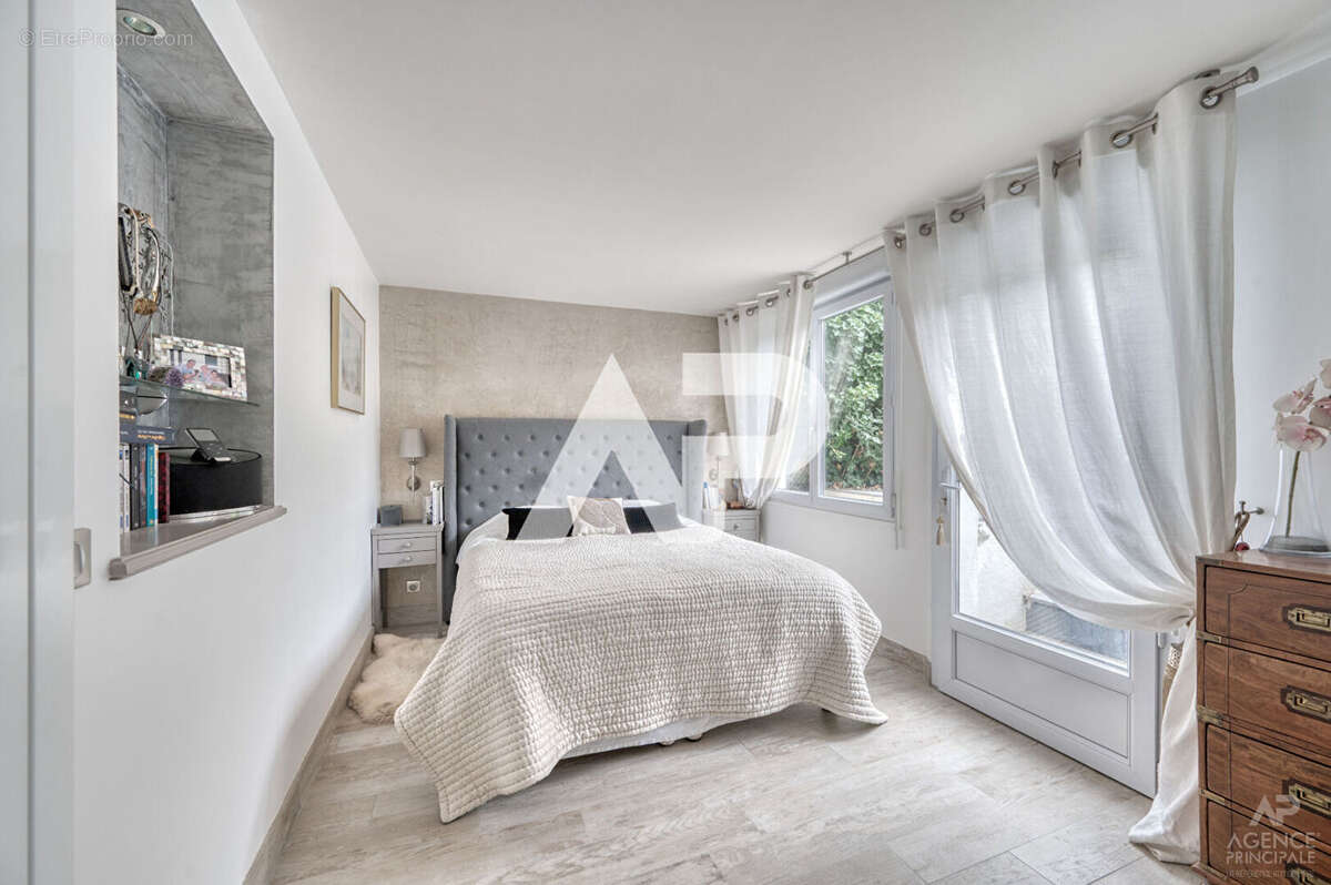 Maison à RUEIL-MALMAISON