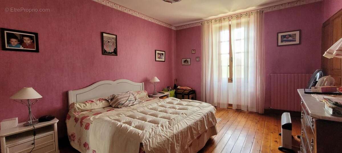 Maison à PONT-SAINT-ESPRIT