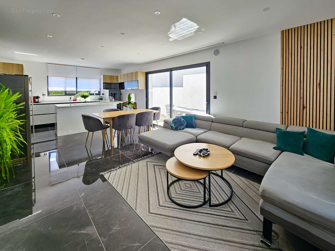 Maison à SAINT-MAURICE-L'EXIL