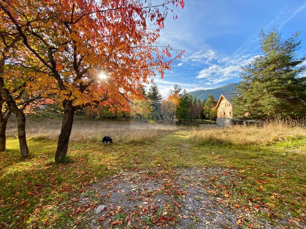 Appartement à SAINT-ETIENNE-DE-TINEE