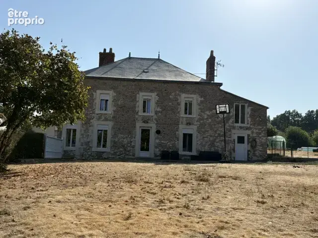 A vendre Belle maison 242 m2 à Cheffois 5 chambres avec Piscine - photo 32