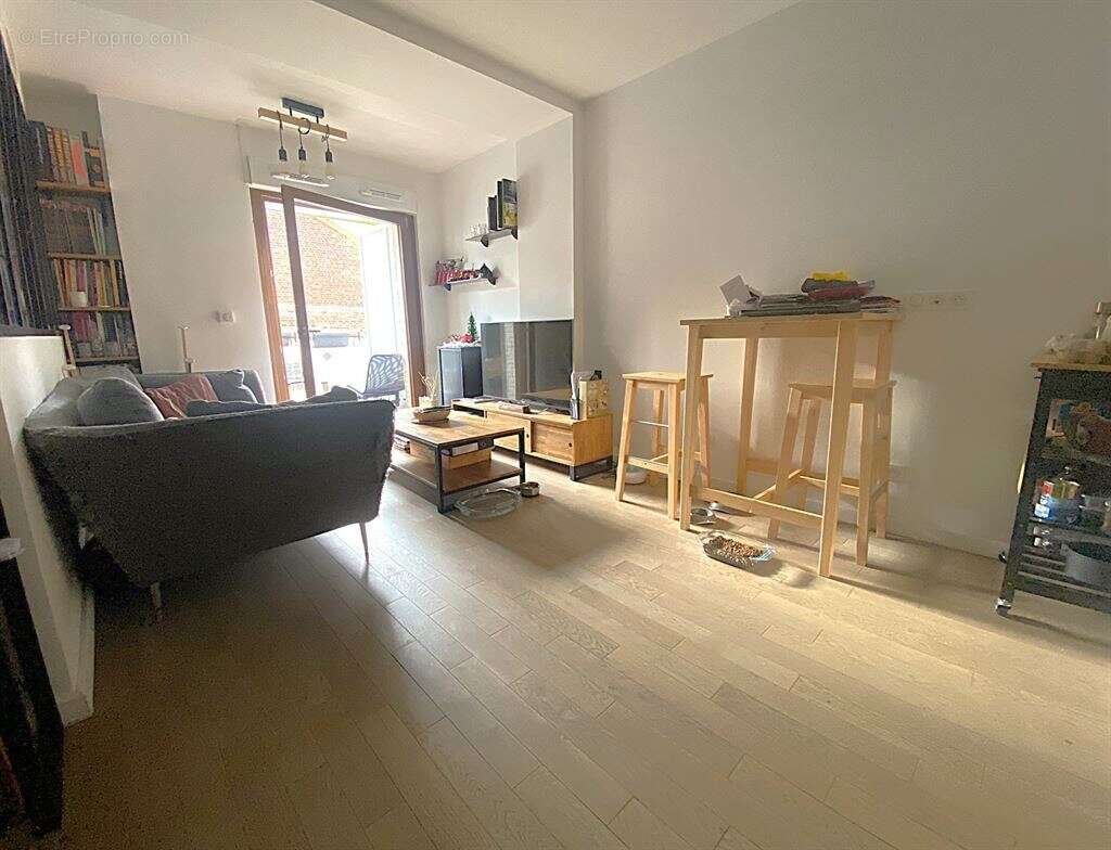 Appartement à SURESNES