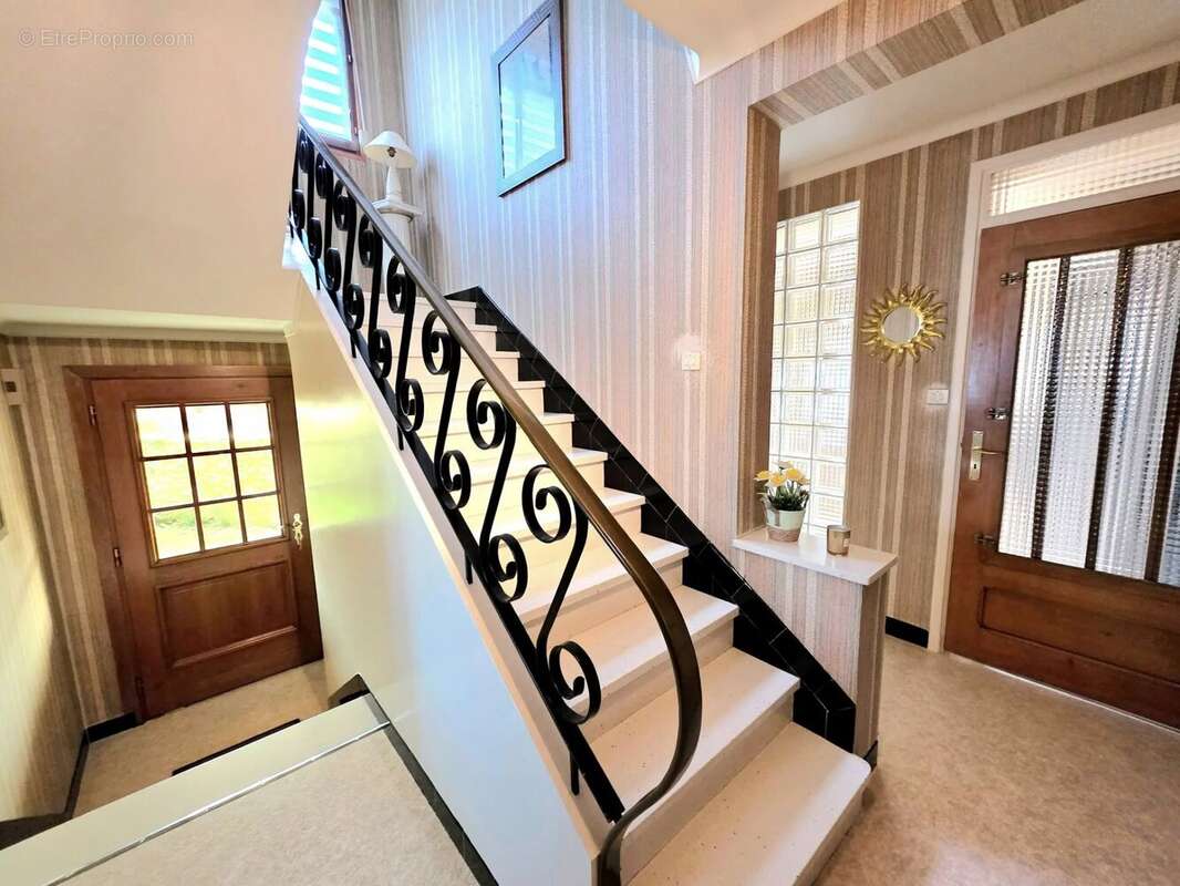 Maison à MERCY-LE-BAS