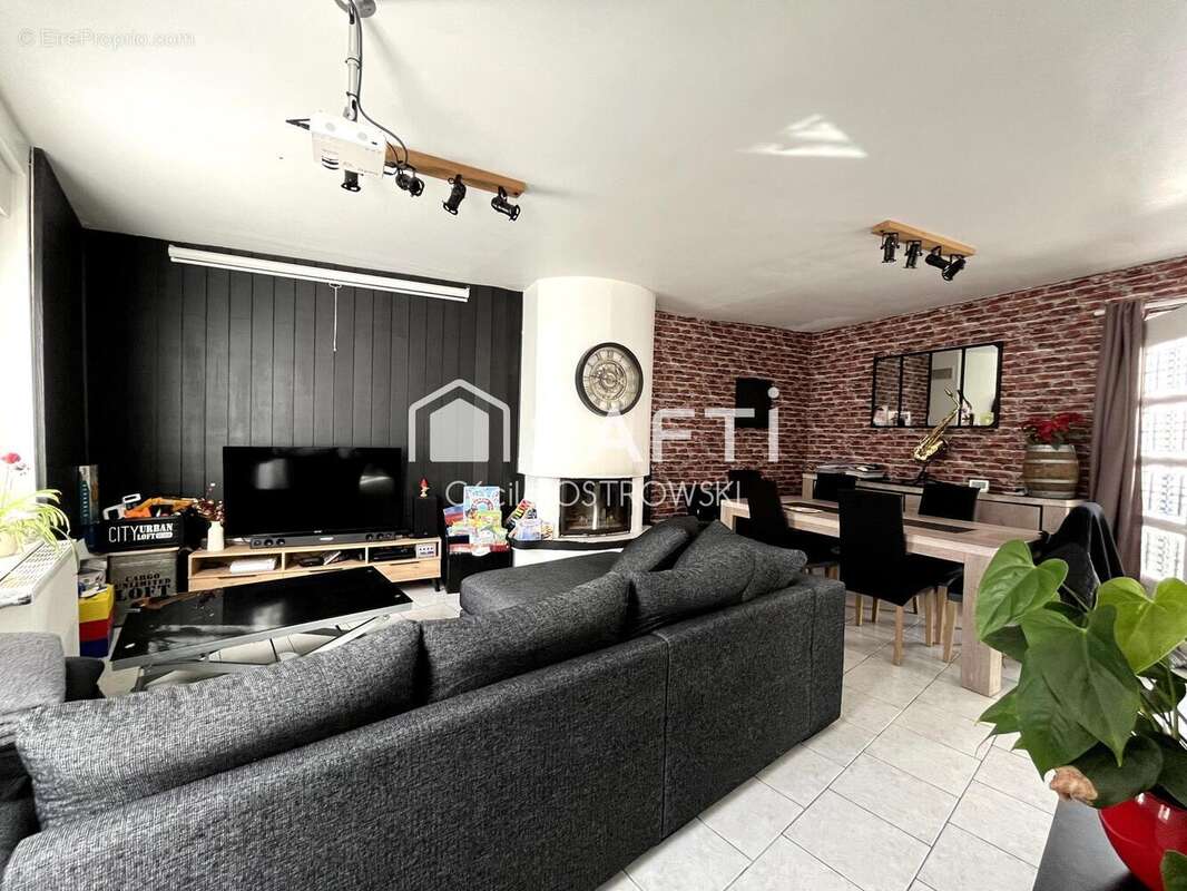 Photo 2 - Maison à ACHICOURT