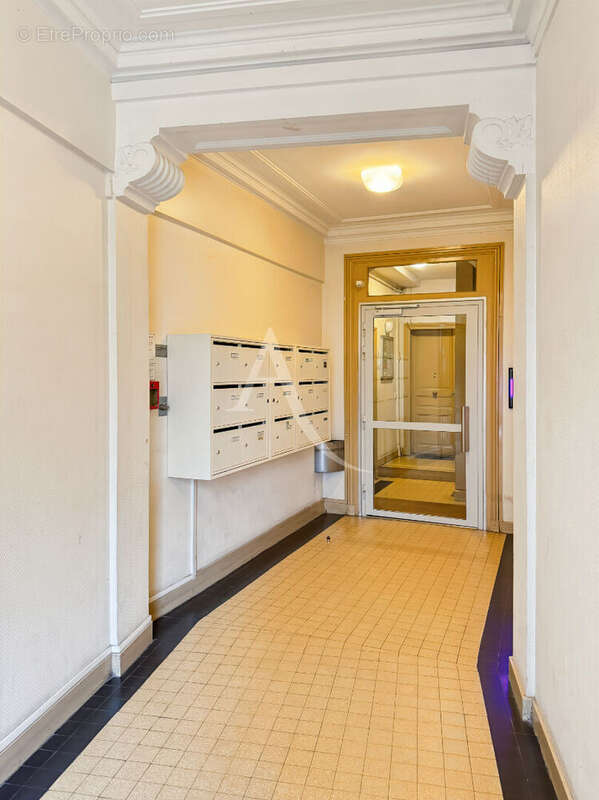 Appartement à PARIS-12E