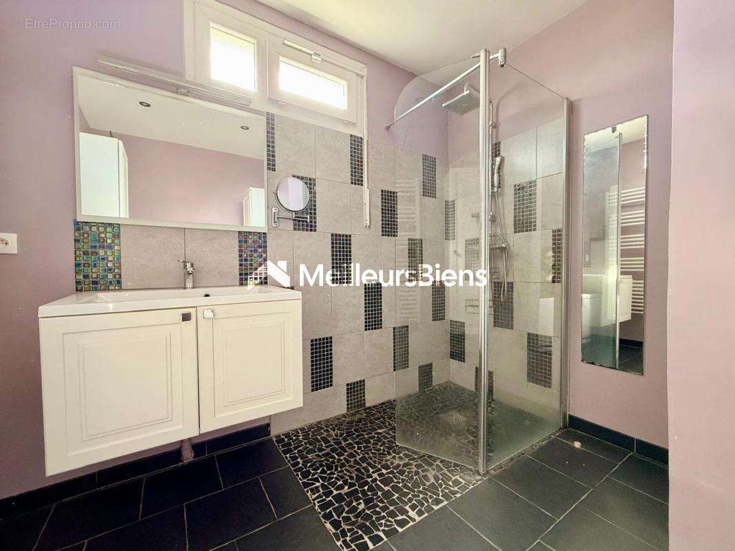 Maison à SAINT-OUEN-L'AUMONE