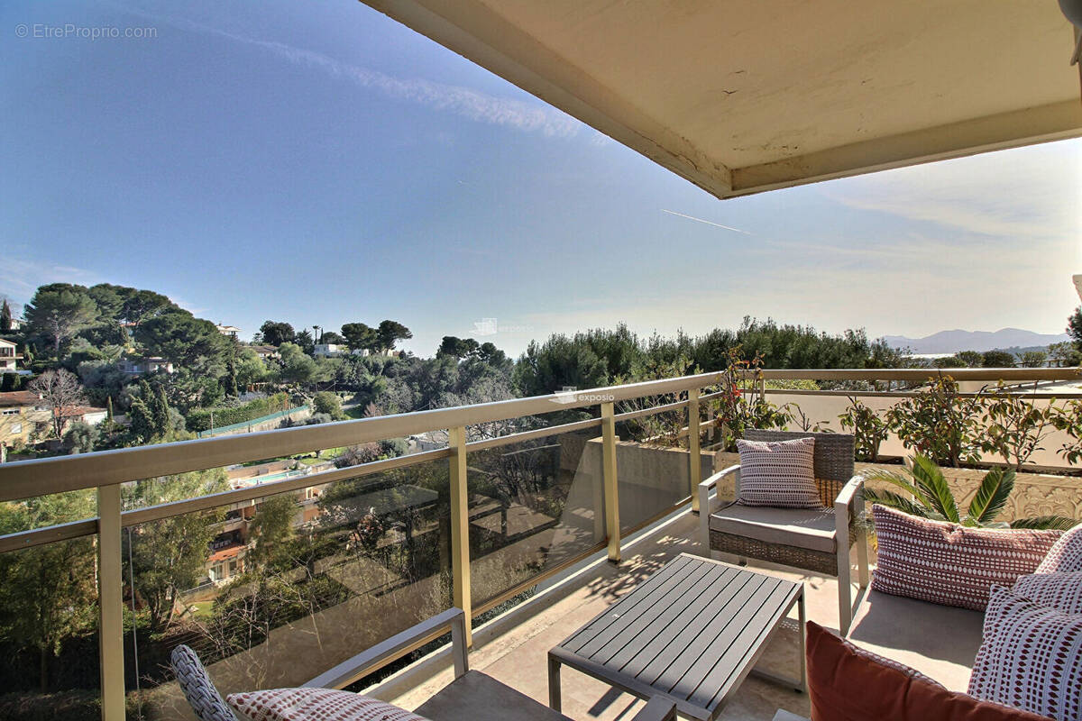 Appartement à LE CANNET