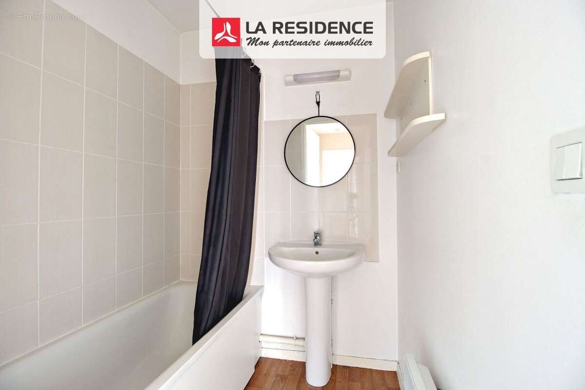 Appartement à SAINT-ETIENNE-DU-ROUVRAY