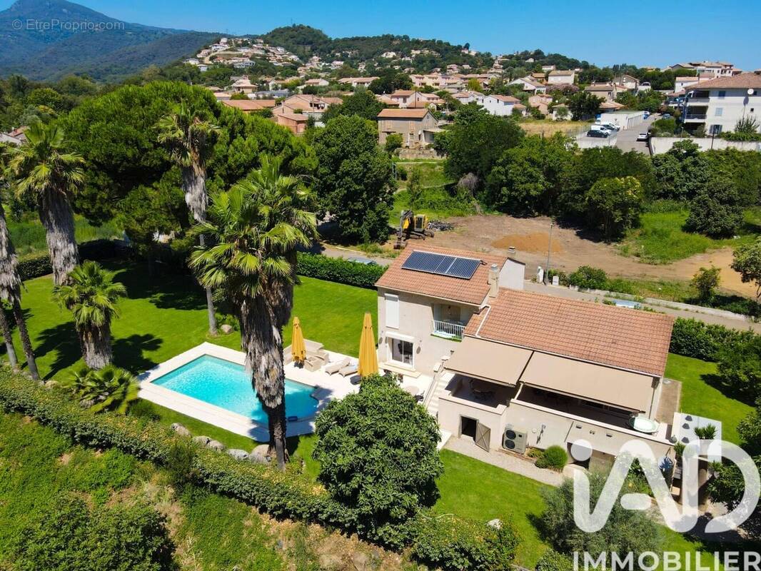Photo 1 - Maison à PENTA-DI-CASINCA