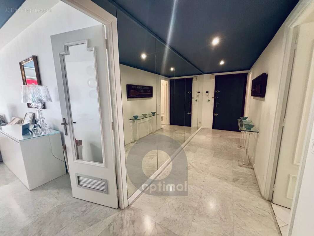 Appartement à MENTON