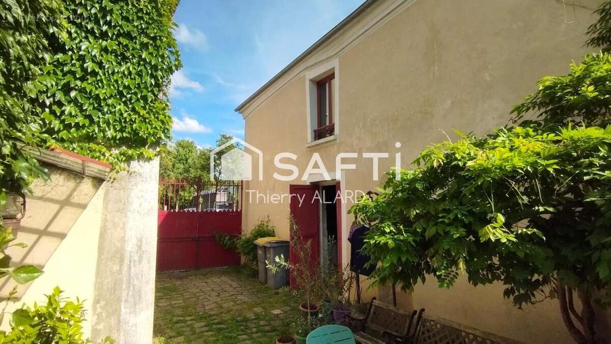 Photo 7 - Maison à VILLIERS-LE-BEL