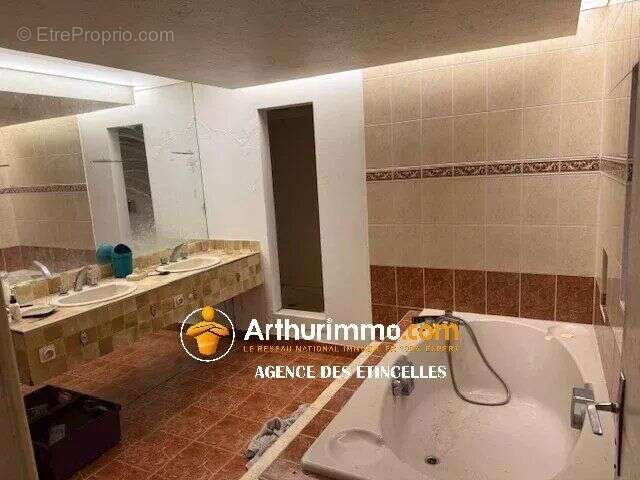 Maison à MARTIGNE-FERCHAUD