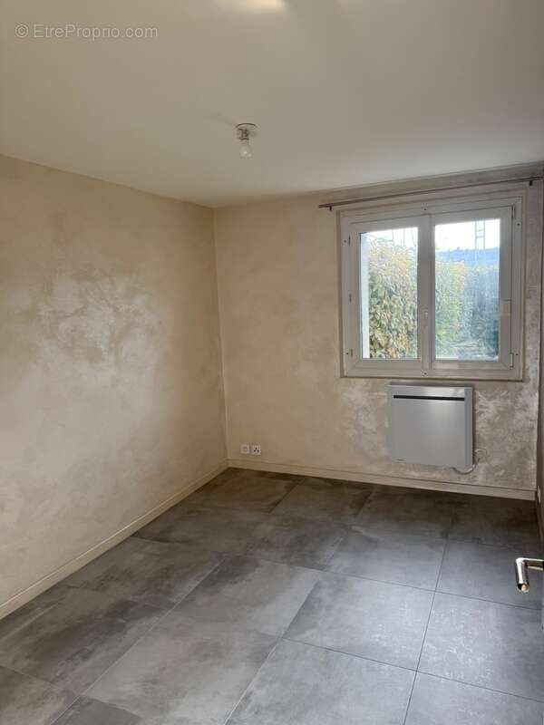 Appartement T2 à vendre VETRAZ MONTHOUX (74) - photo 7