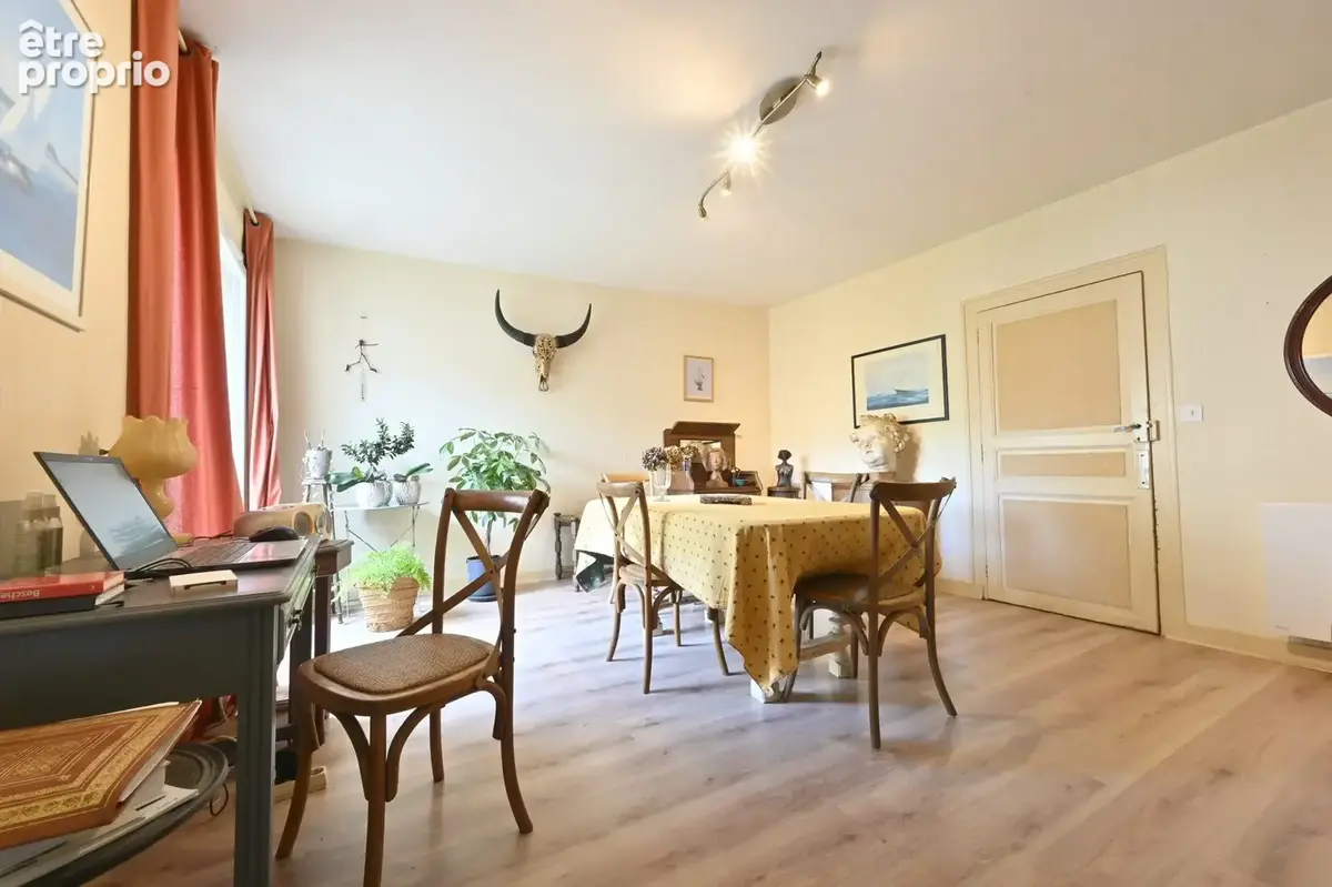 Appartement 207 m² à vendre à Saint-Jean-D'angely (17400) - photo 8