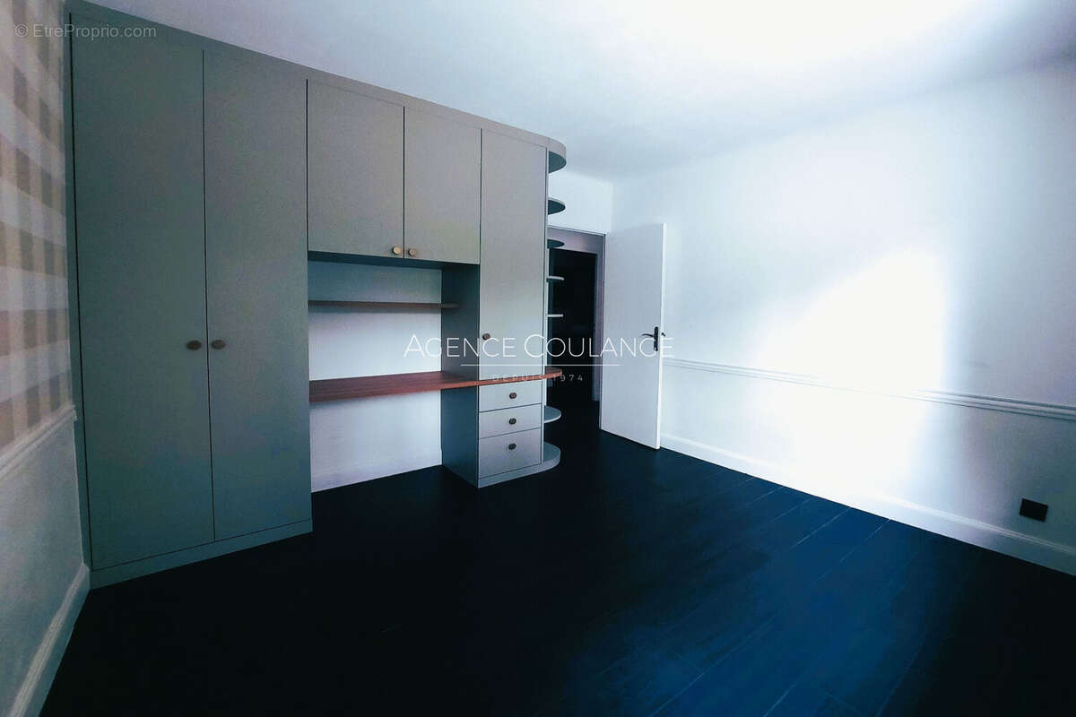 Appartement 71 m² à Toulon  - photo 8