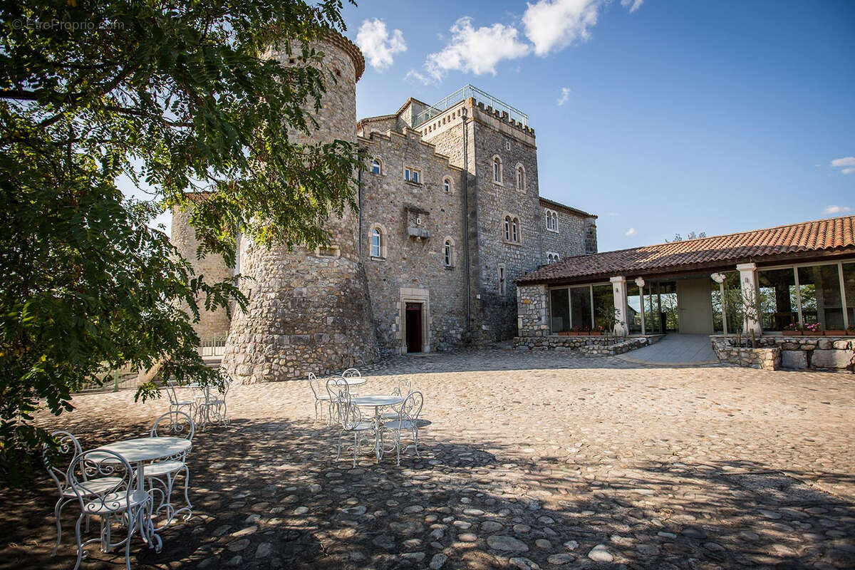 Maison à RUOMS