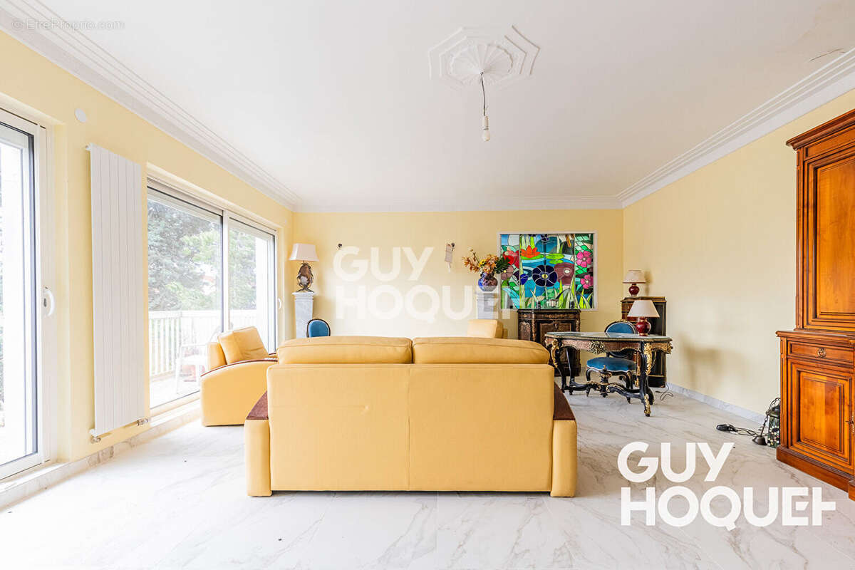 Maison à JUVISY-SUR-ORGE