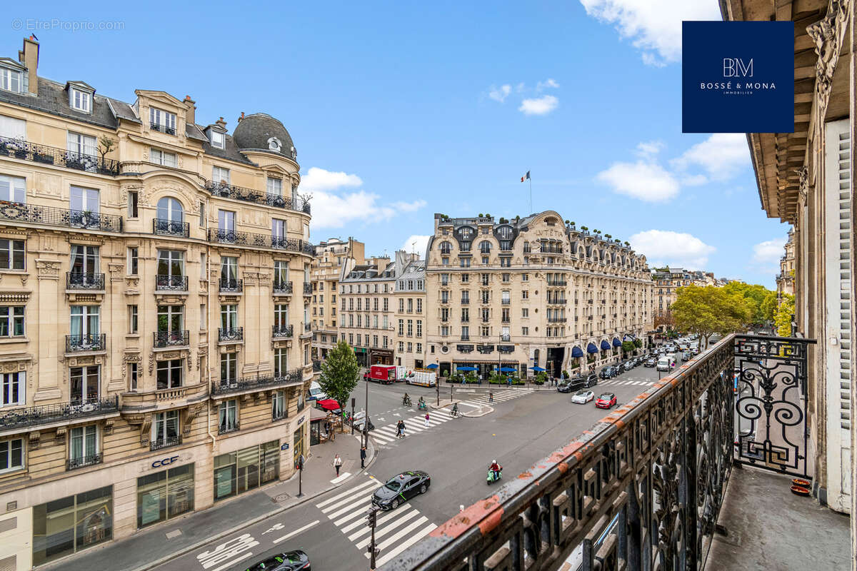 Appartement à PARIS-7E