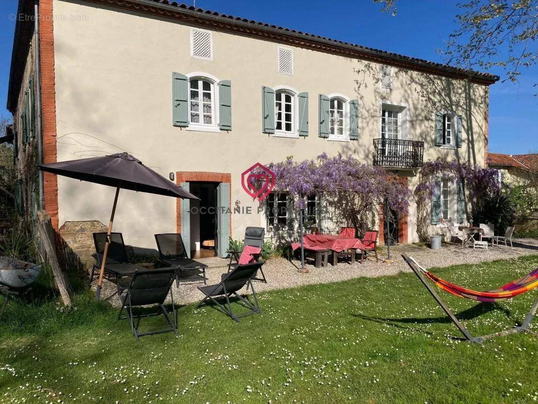 Maison à LE FOSSAT