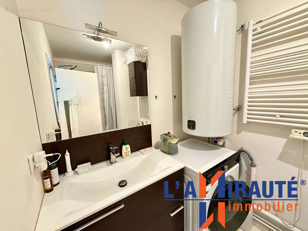 Appartement à SARTROUVILLE