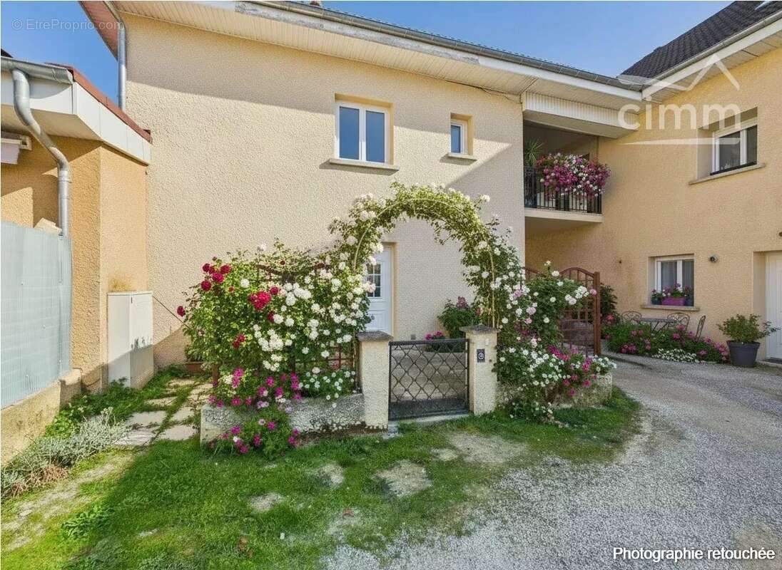 Appartement à SILLANS