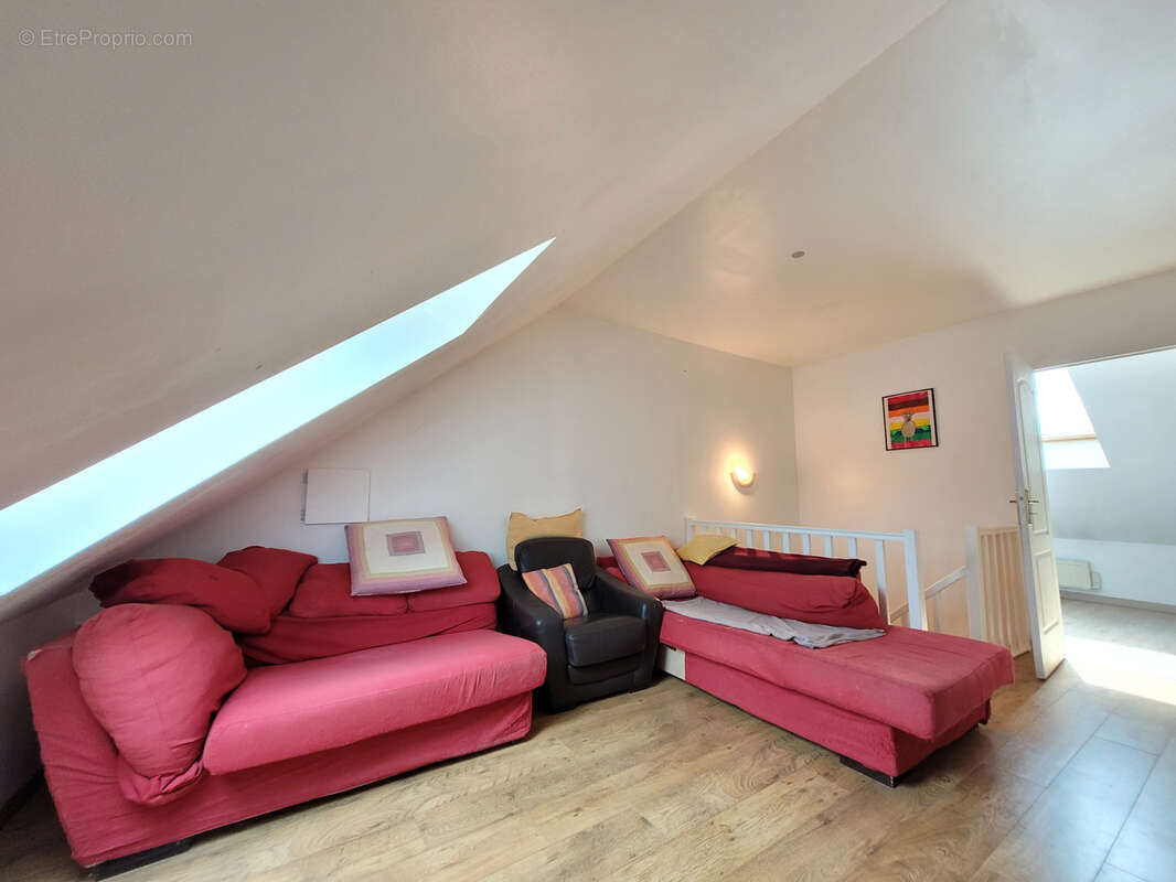 Maison à AUNAY-SOUS-AUNEAU