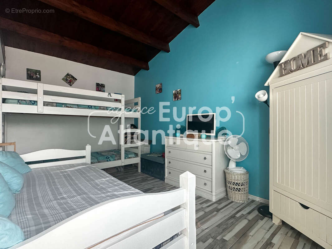 Maison à LES MATHES