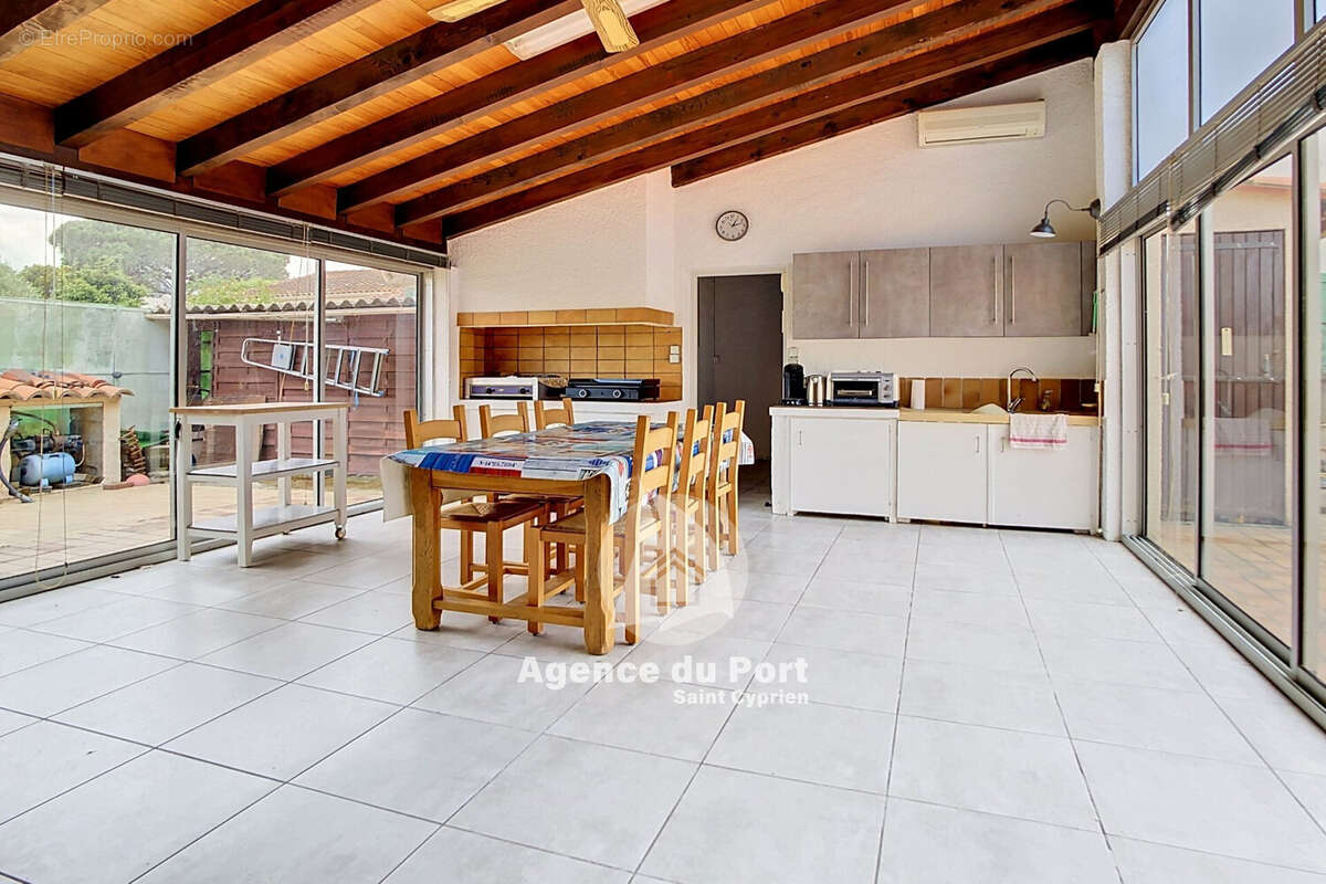 Maison à SAINT-CYPRIEN
