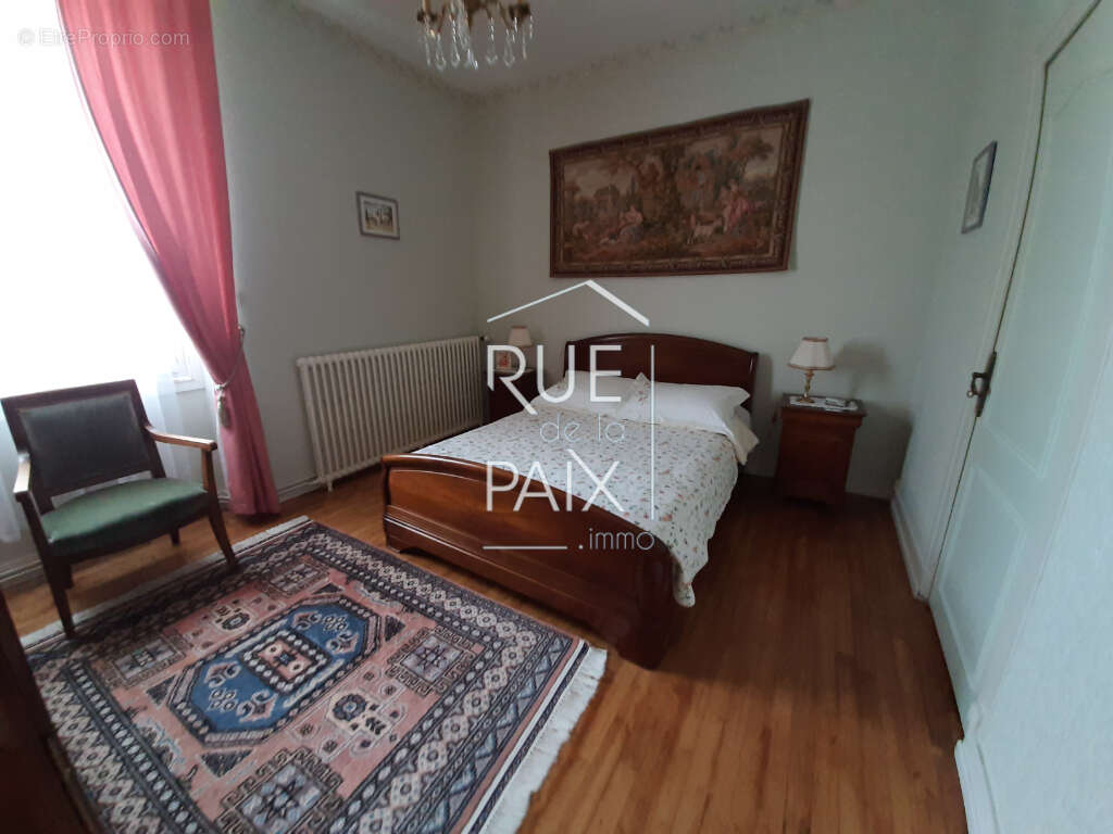 Propriété de caractère - Cuhon - photo 12