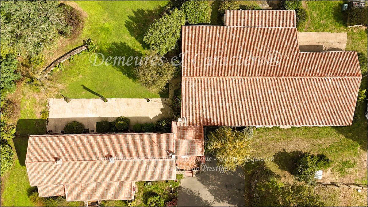 Maison de caractère (1730) sur 1,2 hectare avec dépendances - photo 20