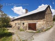 Maison à LA SALLE-EN-BEAUMONT