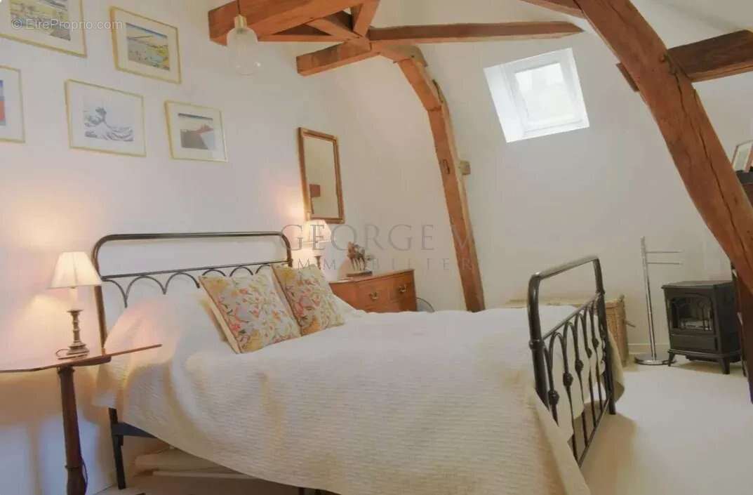 Appartement à SAINT-OUEN-EN-CHAMPAGNE