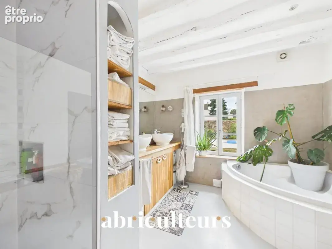 Calme absolu dans cette maison de charme bucolique rénovée de 250m² à Vert le Grand (91810) - photo 15