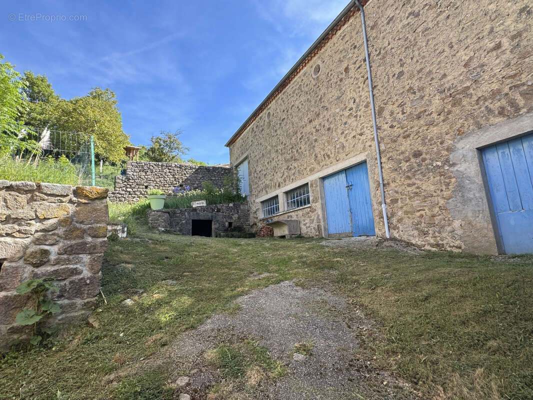 Maison à MONESTIER