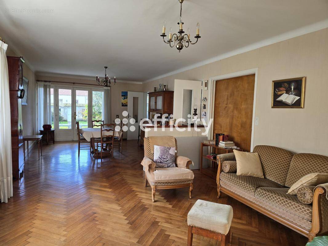 Maison à LA ROCHELLE