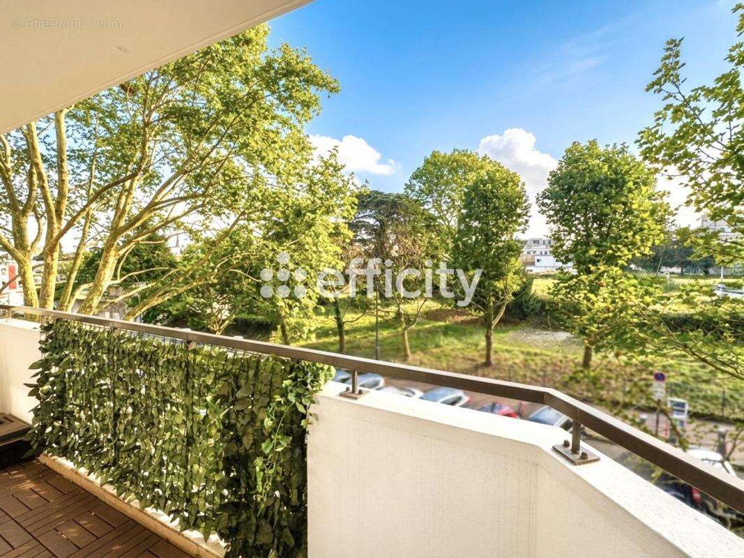 Appartement à CHATILLON