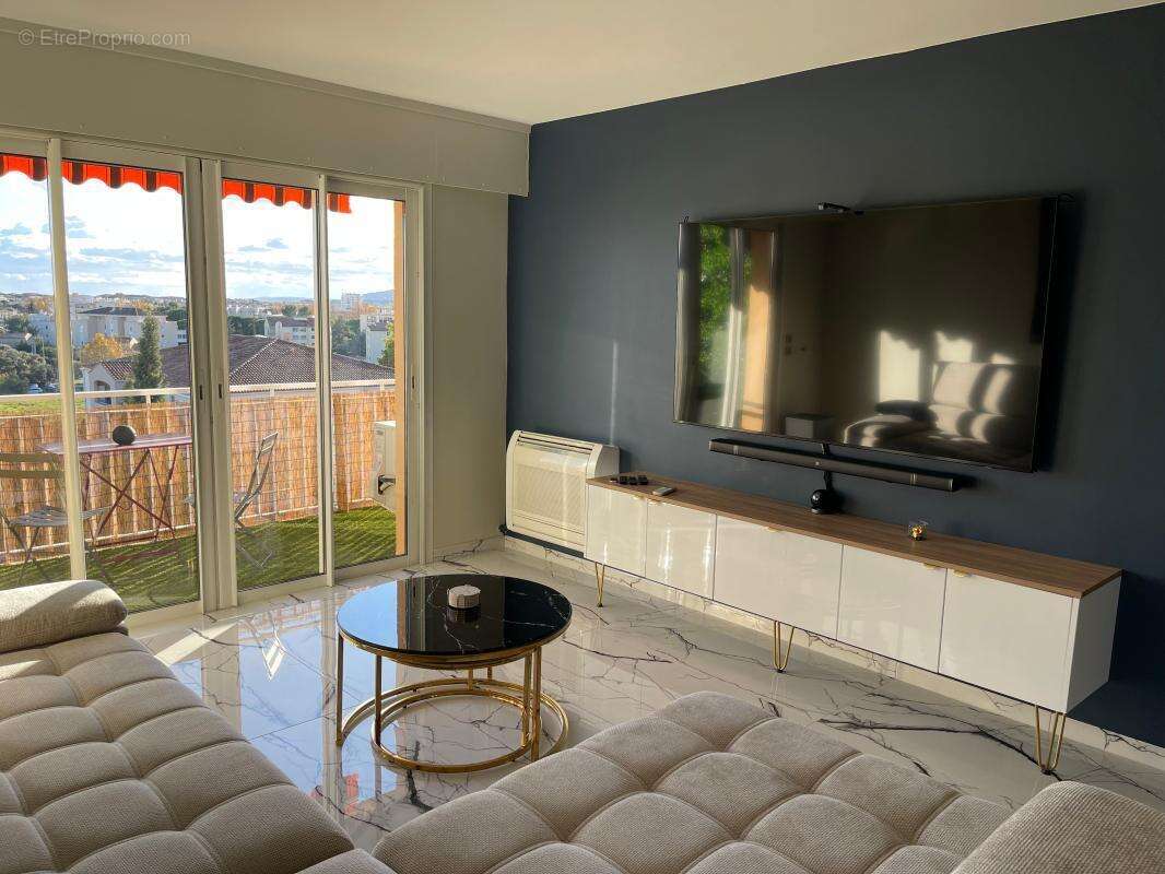 Appartement à FREJUS