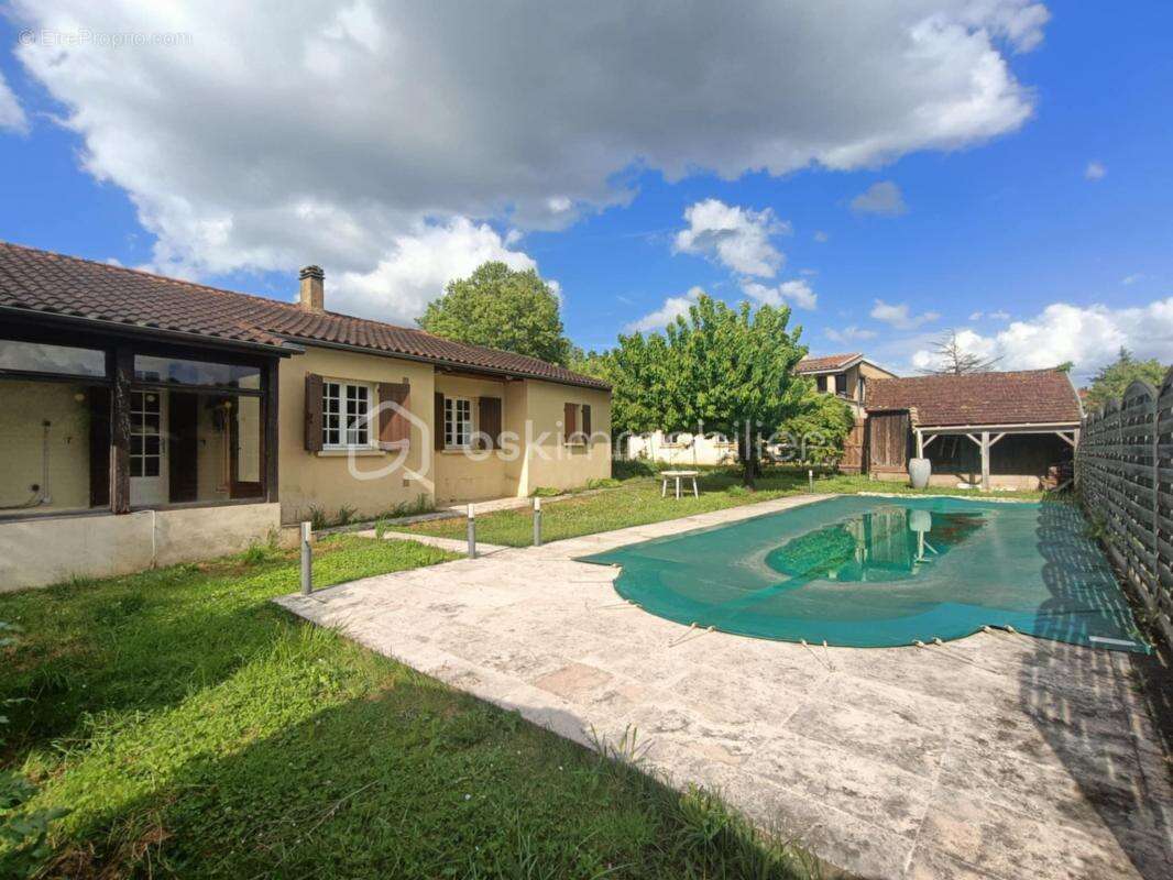 Maison à SIORAC-EN-PERIGORD