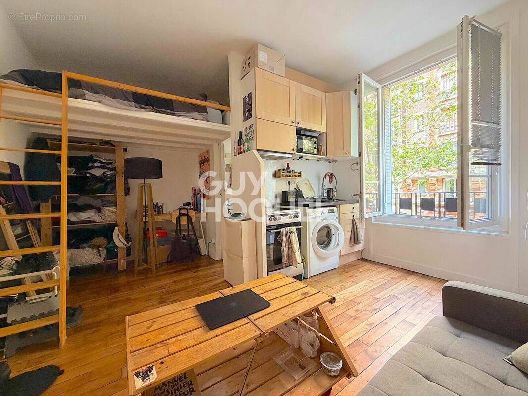 Appartement à PARIS-20E