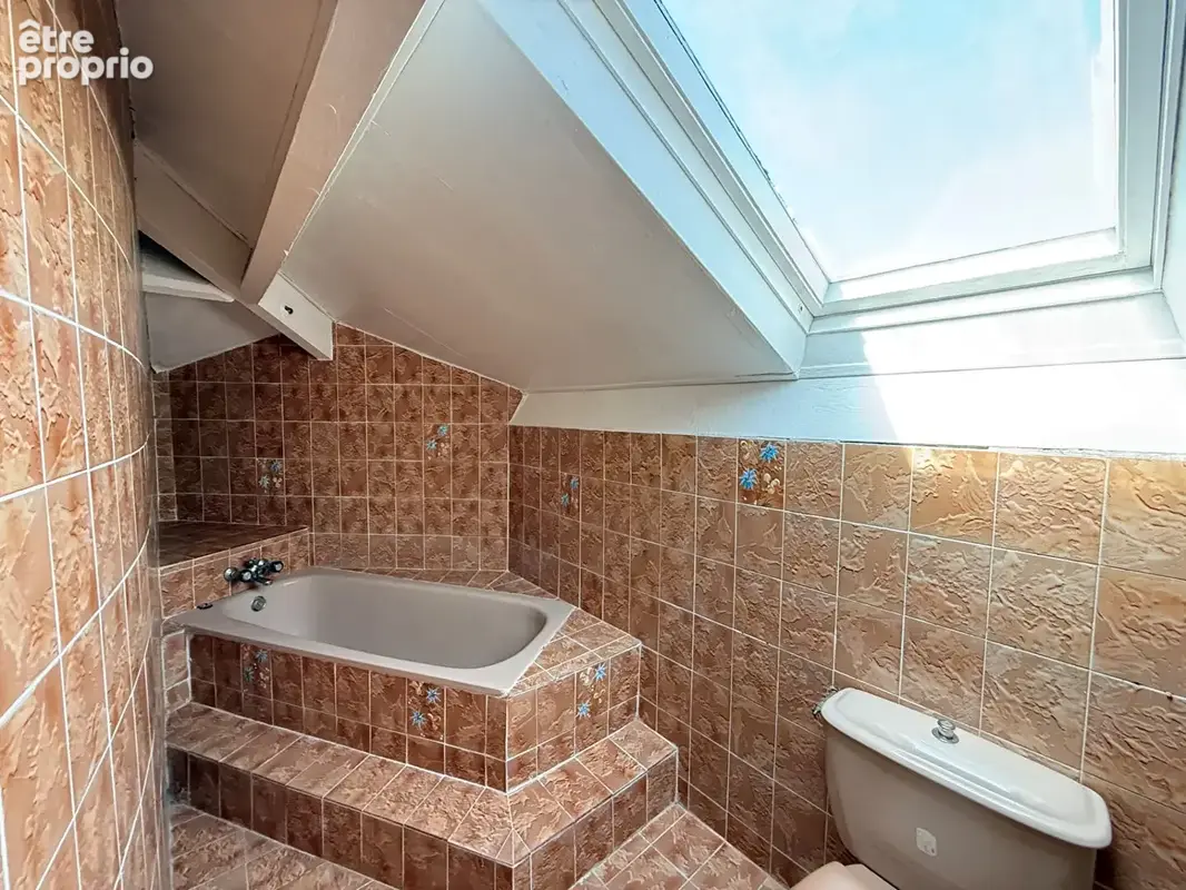 Maison à rénover 6 pièces à La Salvetat-Saint-Gilles - Potentiel à saisir - photo 18
